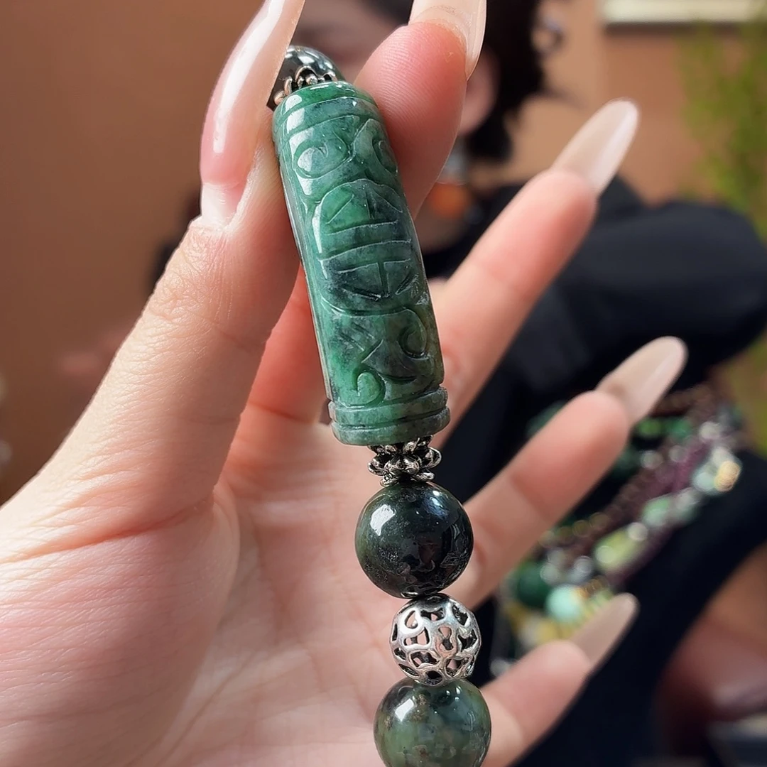 翡翠未镶嵌耳饰手链