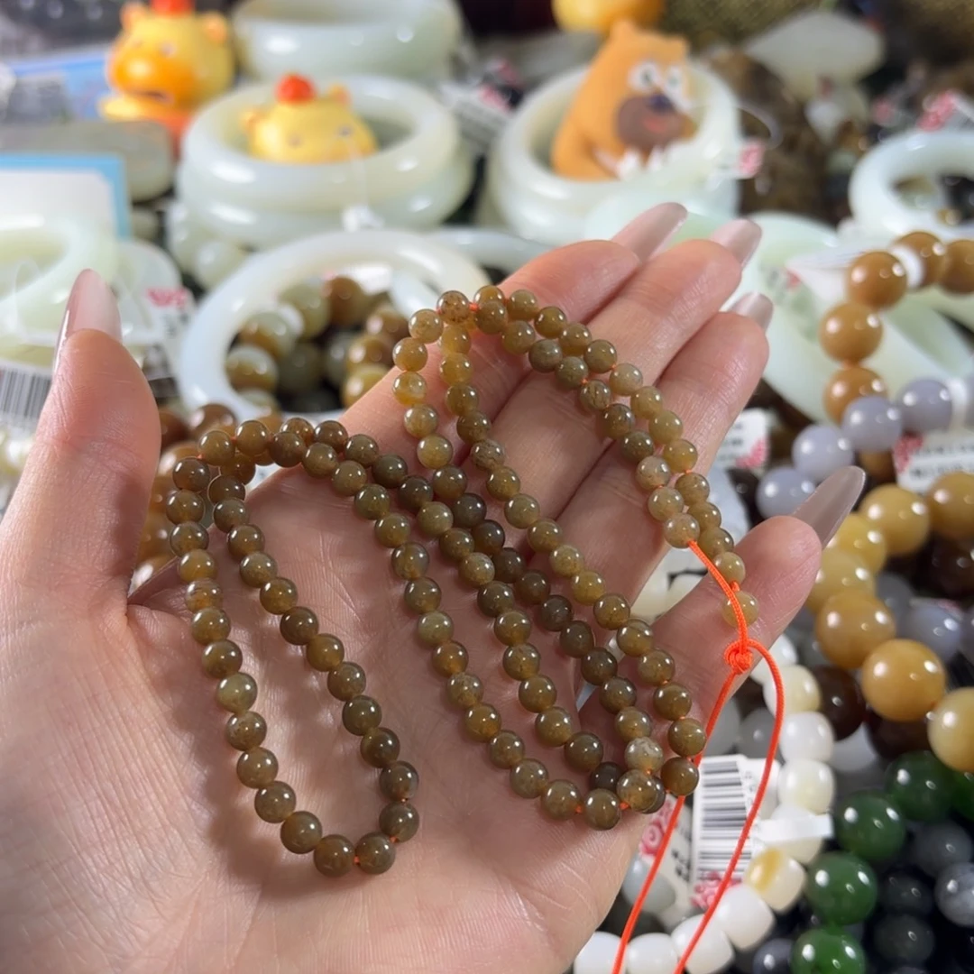 心***士和田玉未镶嵌手串106