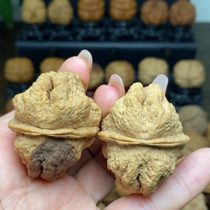 吊坠文玩核桃临沧古蟾