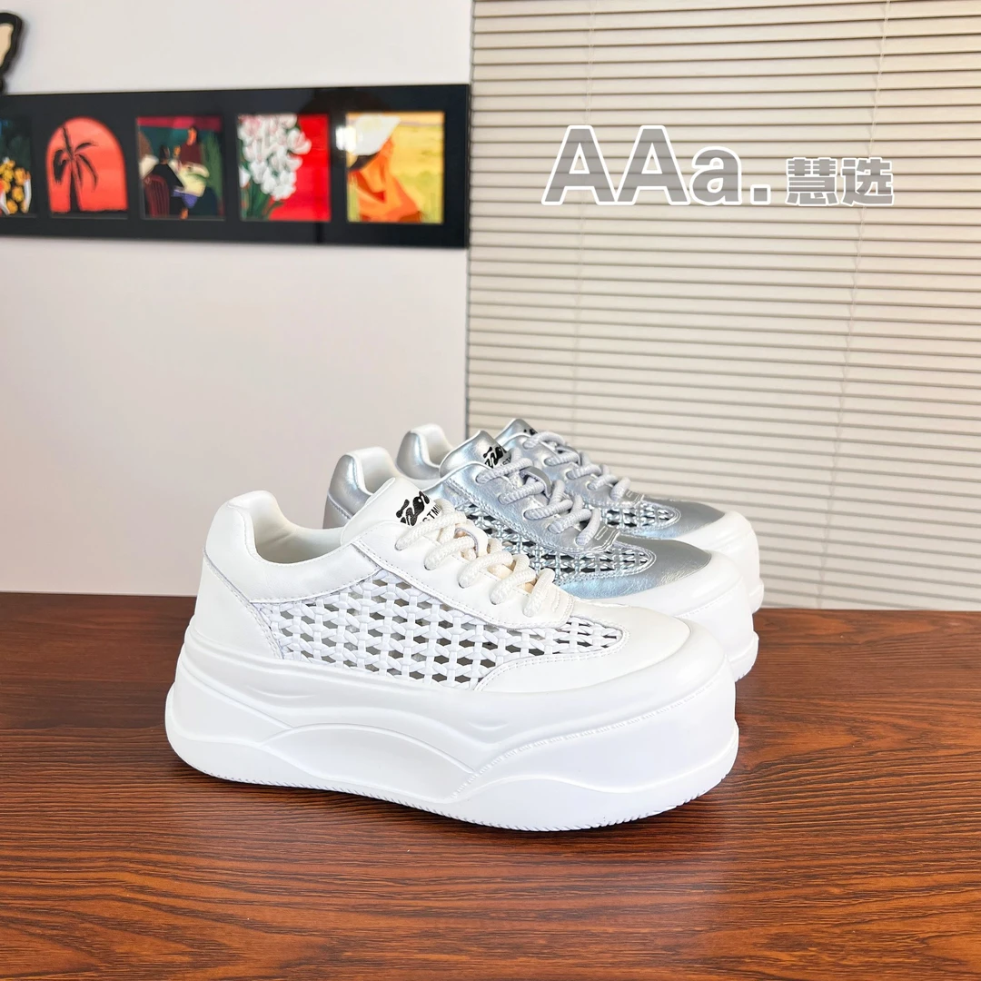 松糕小白鞋女薄款2025夏新款镂空韩版板鞋厚底网面透气女鞋