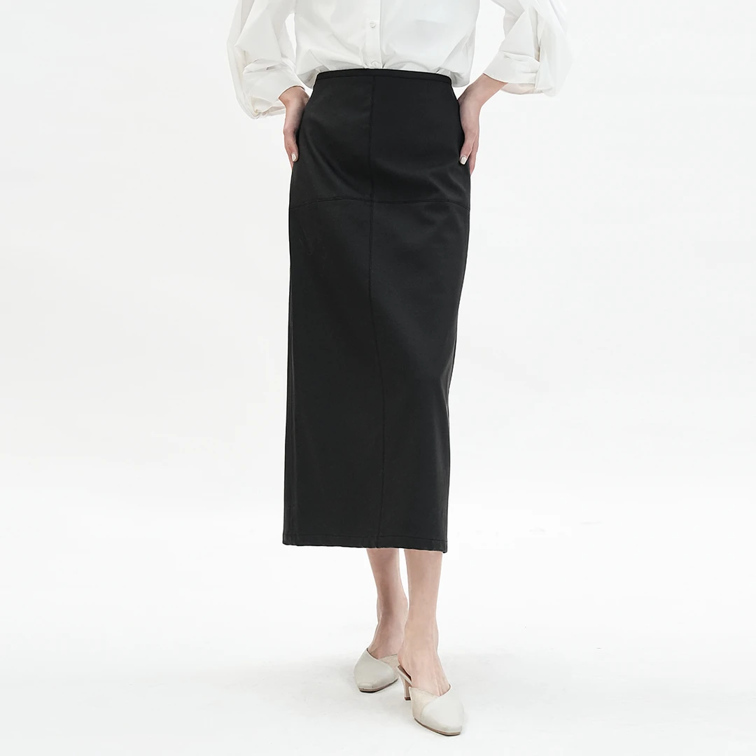 歌蒂诗2025春季新款简约气质高级开叉高腰显瘦半身皮裙 3F11Q0746