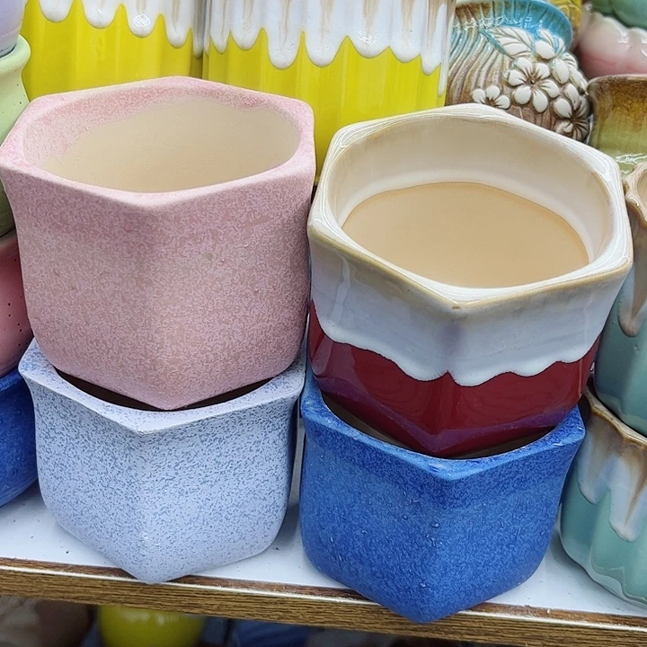 多肉绿植陶瓷花盆9.9包邮，有孔