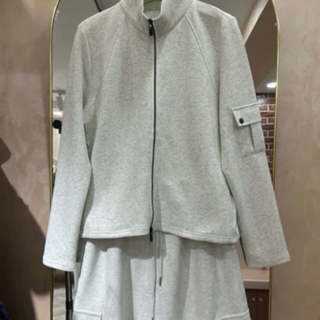 女士灰色半裙套装25012