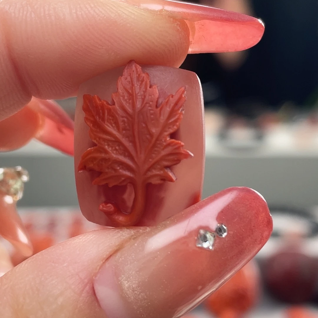 南红玛瑙未镶嵌颈饰