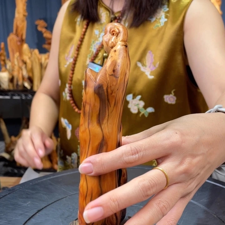 柏木（崖柏）随型摆件