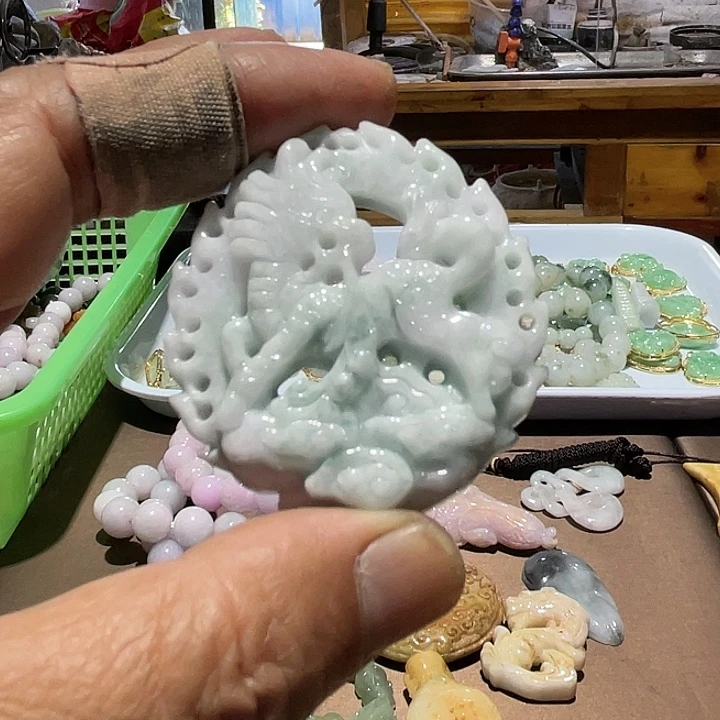 翡翠未镶嵌吊坠(不含链)