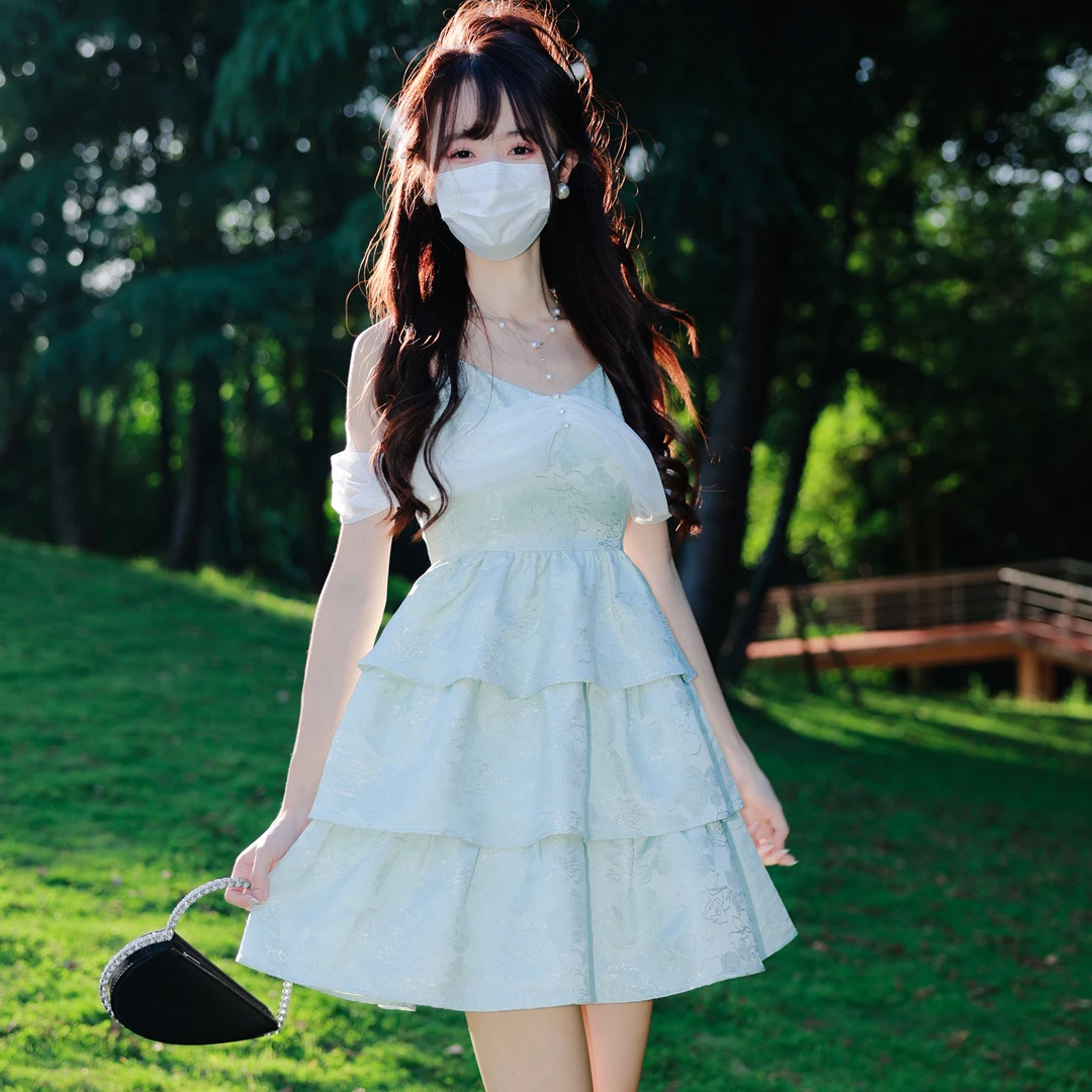 花崎鹿原创清新温柔连衣裙薄荷冰茶公主蛋糕裙度假旅游约会短裙