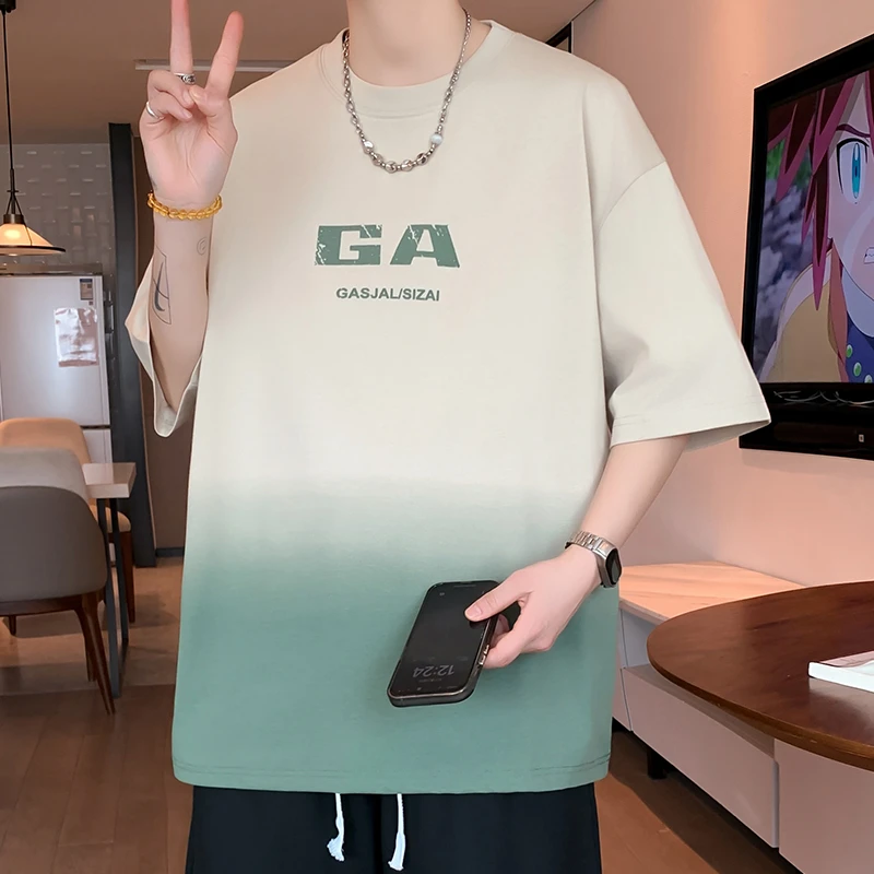 春夏季新款青少年短袖薄款透气字母半袖学生渐变落肩袖宽松上衣男