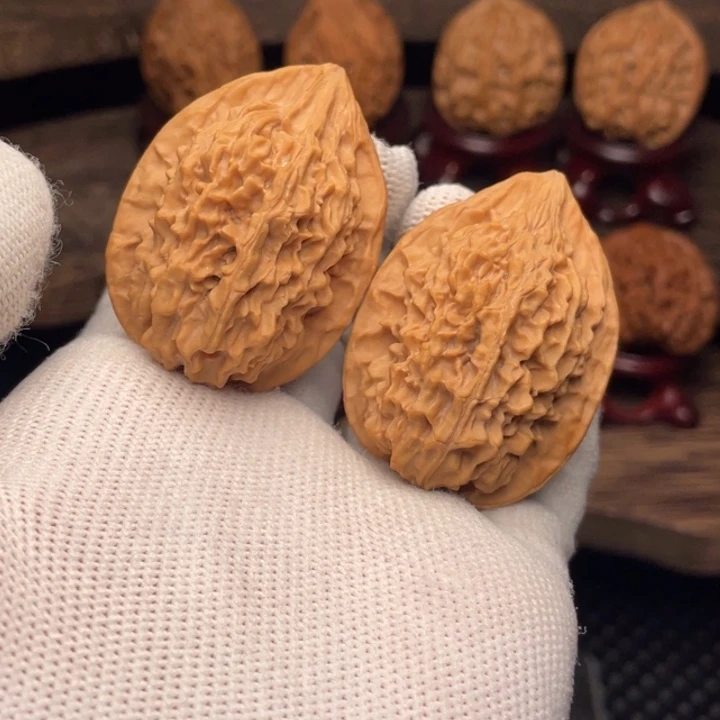 文玩核桃把件秦岭野生山魄系列鸾影33全