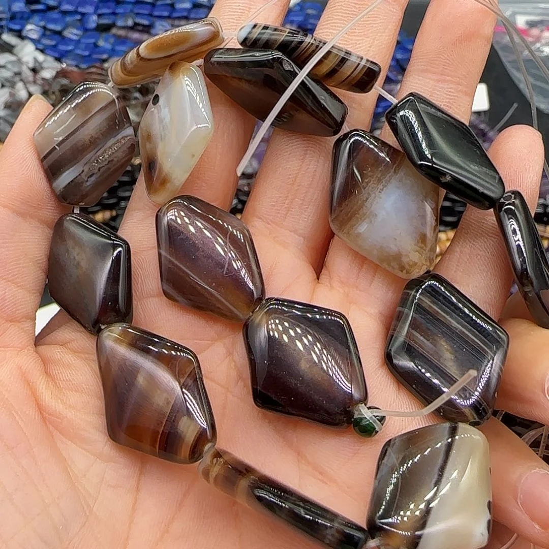 玛瑙/玉髓合金珠宝半成品老玛瑙菱形17mm一条