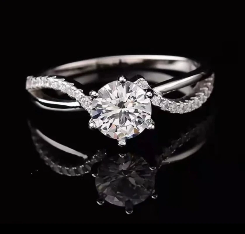 私人定制 诗诗六爪女戒1.0ct