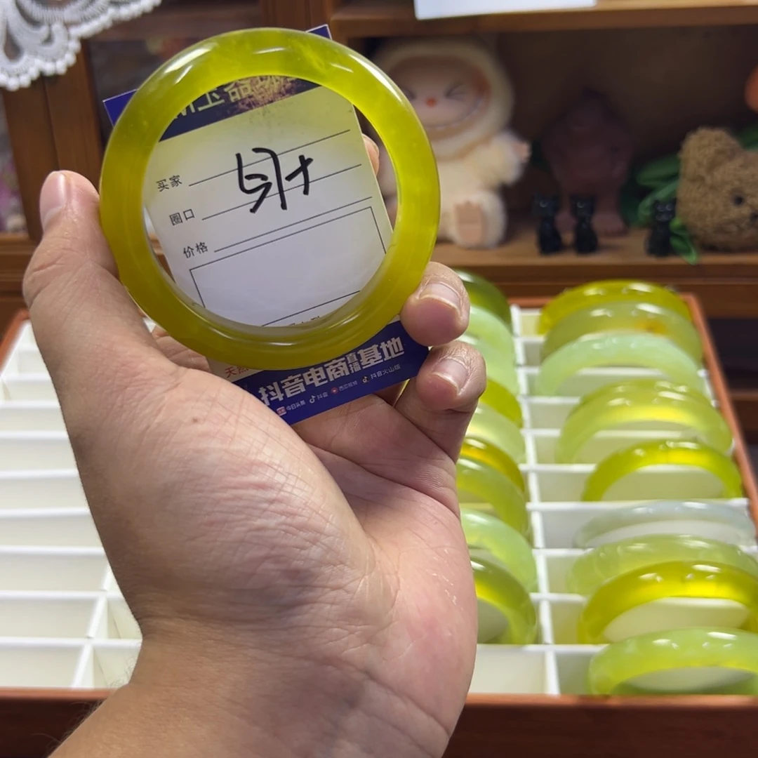 蛇纹石玉未镶嵌手镯272