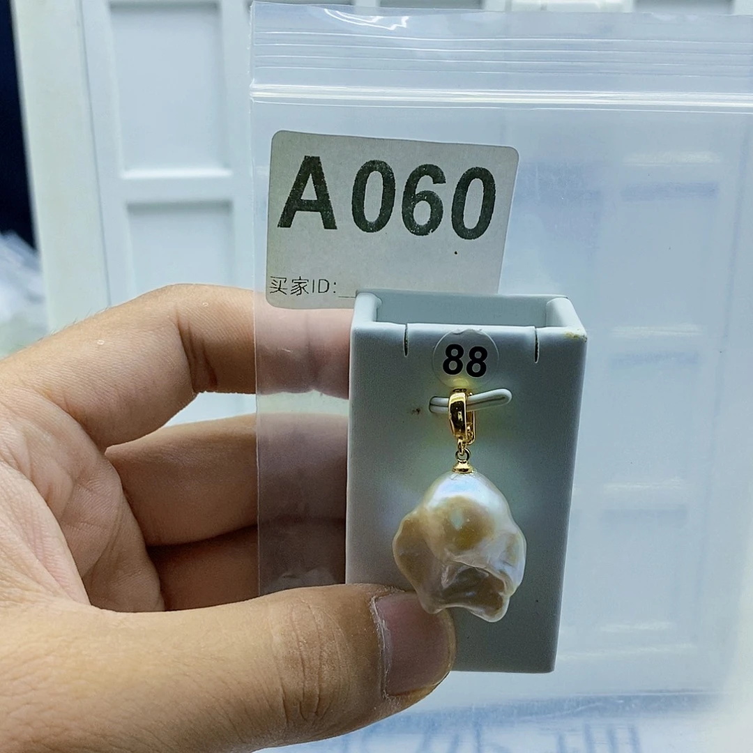 颈饰合金淡水珍珠