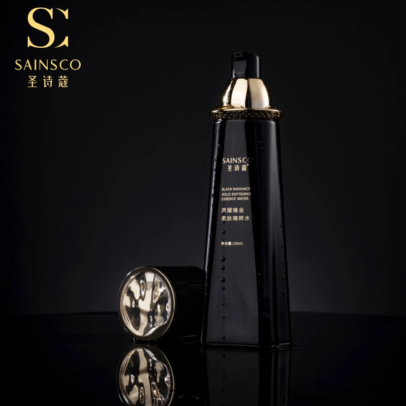 【苹果水】SAINSCO圣诗蔻黑耀臻金柔肤精粹水。