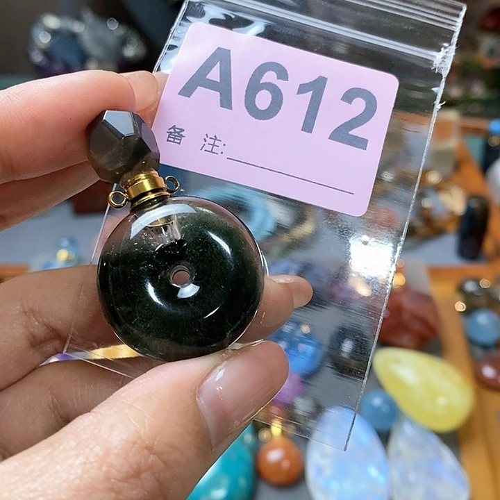 水晶天然正品包邮未镶嵌一****?