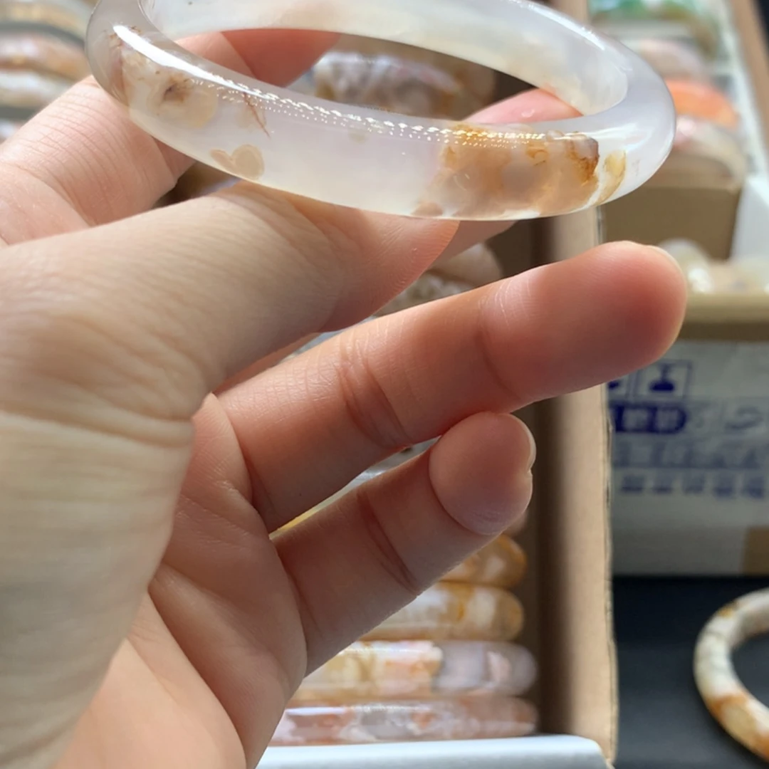 【闪购商品】玛瑙/玉髓手镯未镶嵌?****?