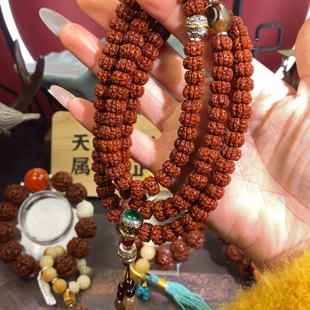 金刚菩提吊坠108颗。