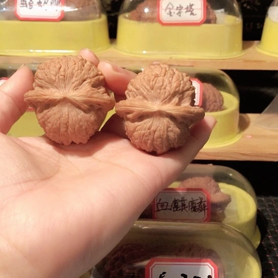 意*子文玩核桃把件血麒麟