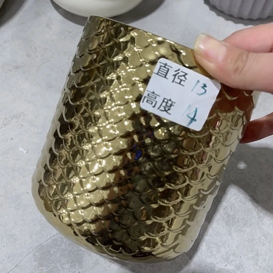 多肉绿植陶瓷花盆9.9包邮，有孔