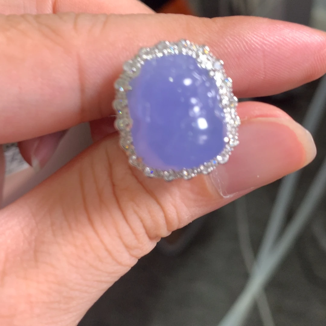 18K金镶嵌戒指翡翠两用