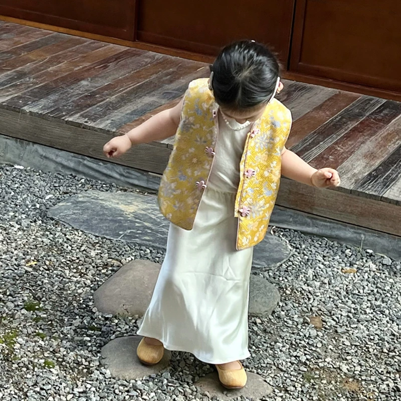 现货）童装女童中国风汉服套装春季儿童洋气重工马甲上衣半身裙