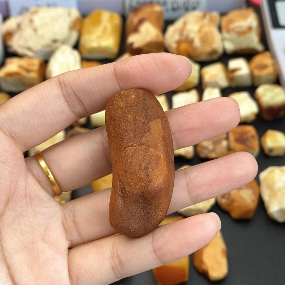 定制琥珀未镶嵌蜜蜡