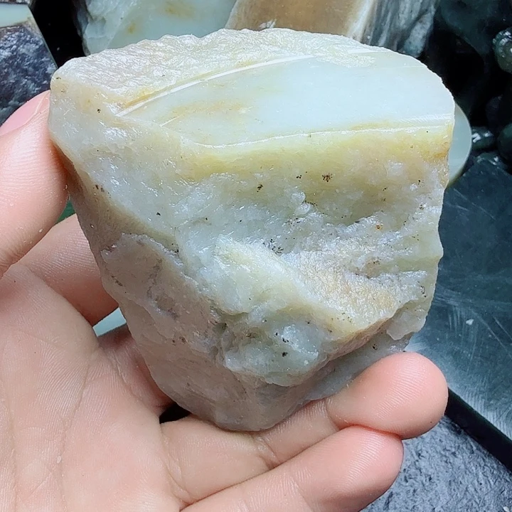 未镶嵌和田玉（糖玉）珠宝奇石