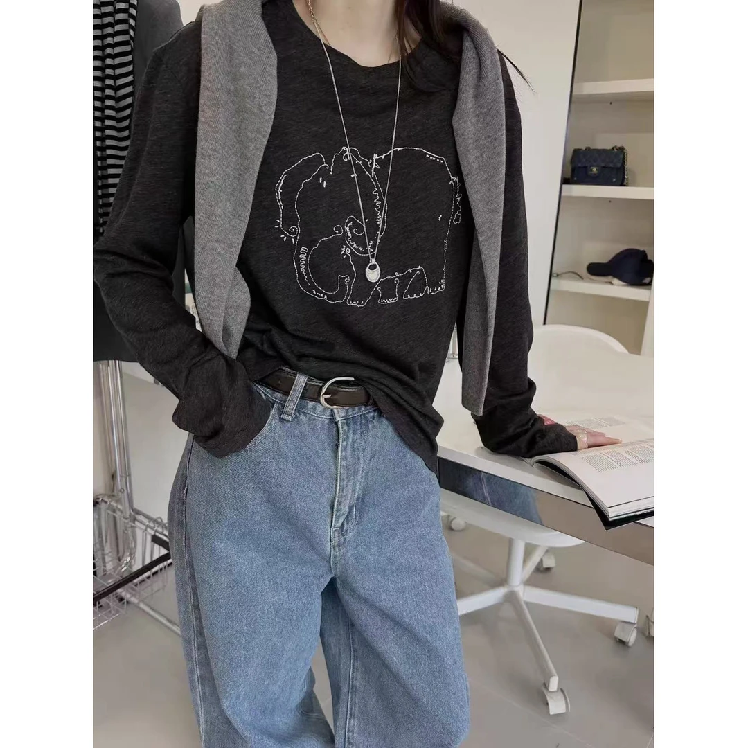 新款时尚百搭简约气质休闲长袖T恤T92523