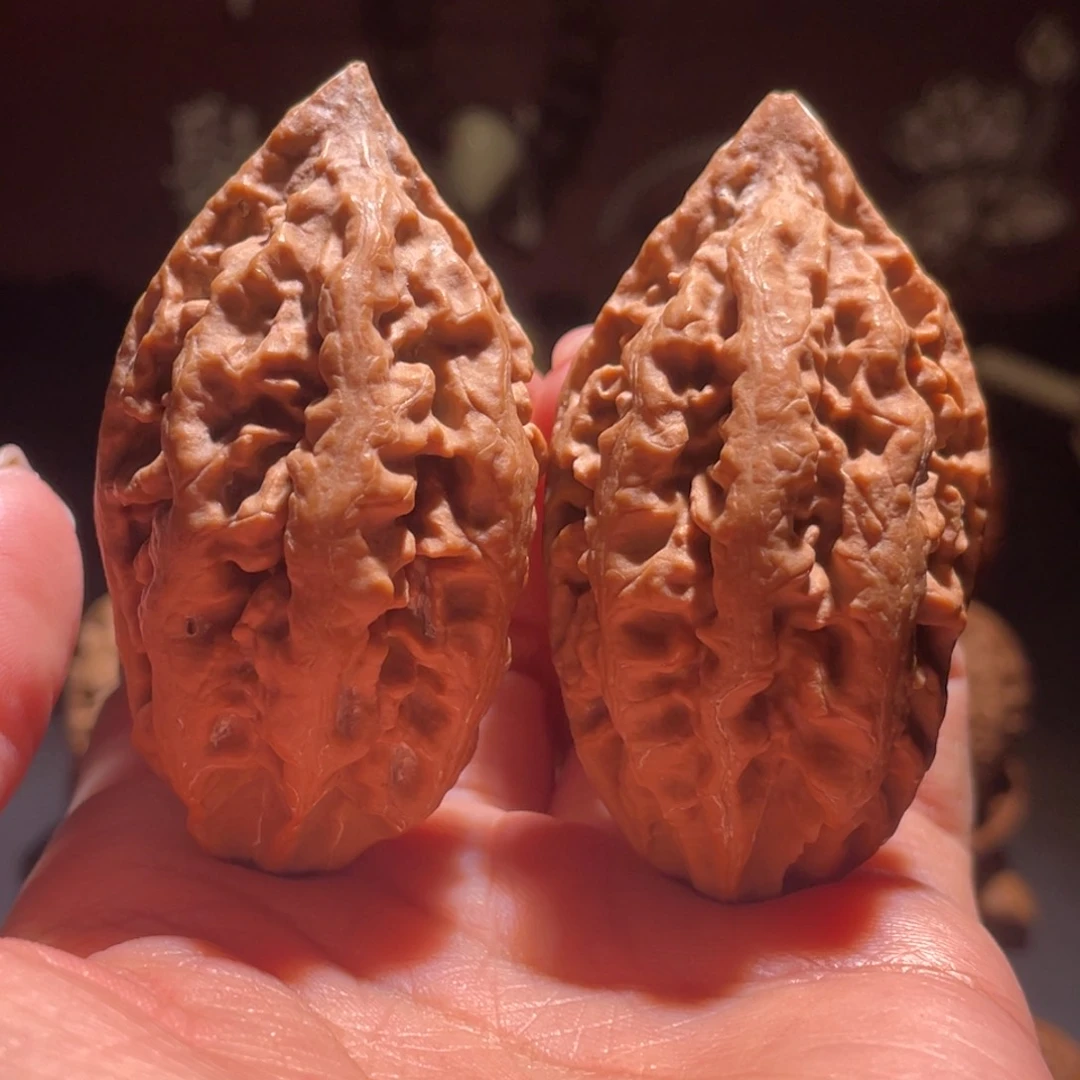 文玩核桃吊坠猪大肠40