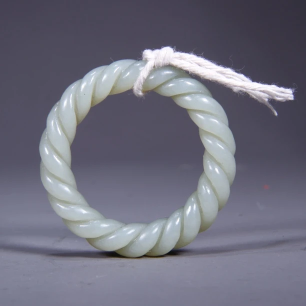 旧藏 晚清1和田玉玉环 89731