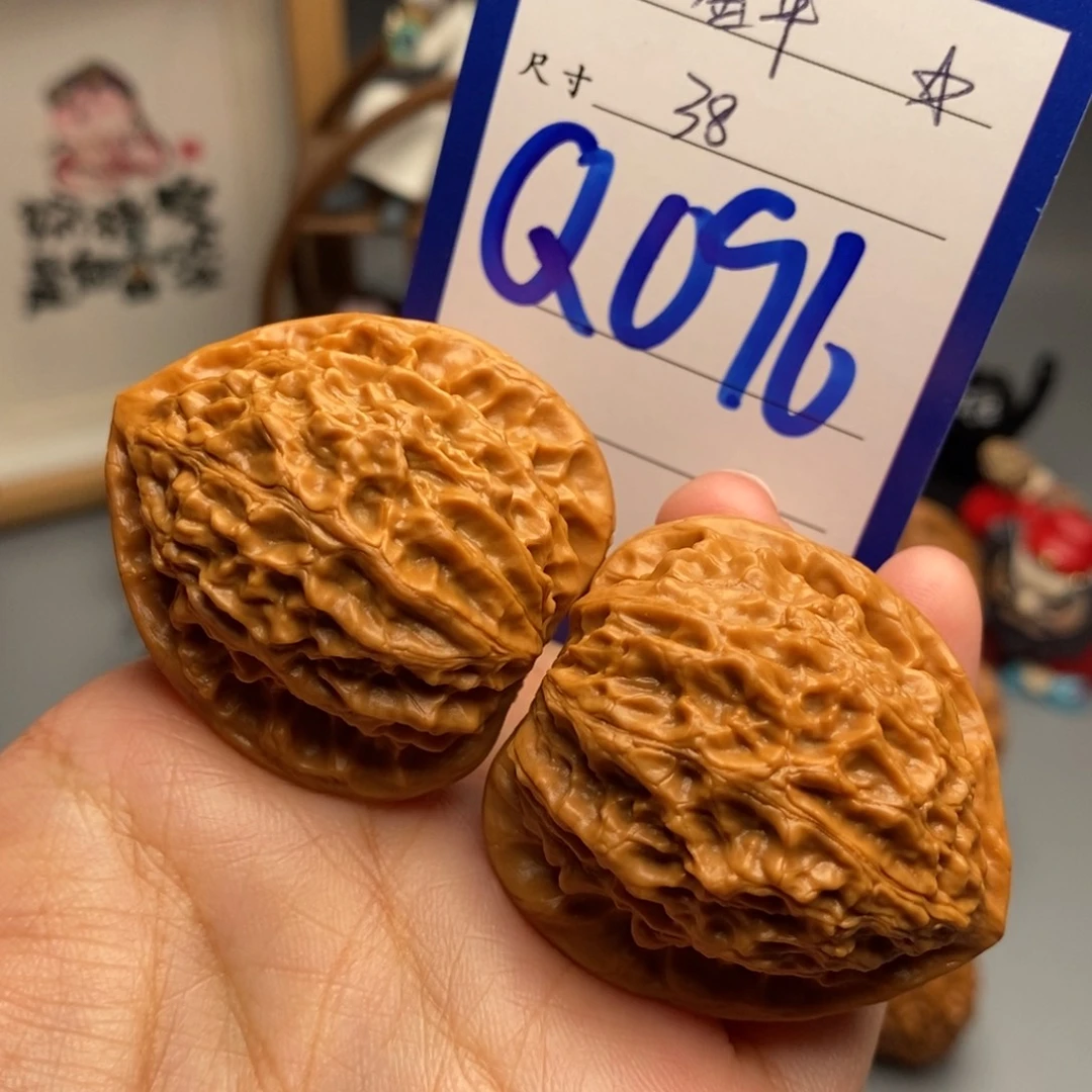 吊坠文玩核桃金牛38