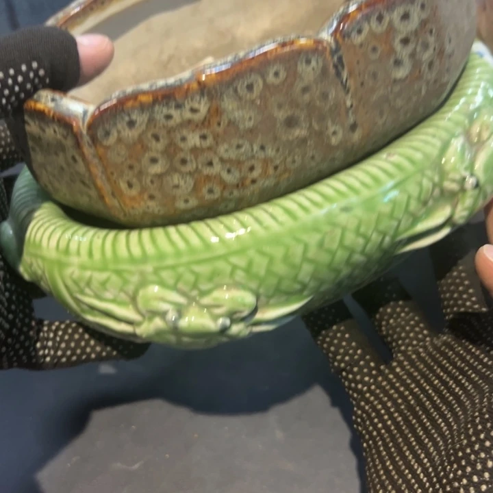 瓷片龙**庄拾六家的瓷器瓷器