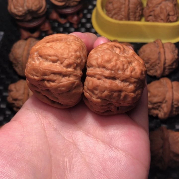 文玩核桃把件41肉球