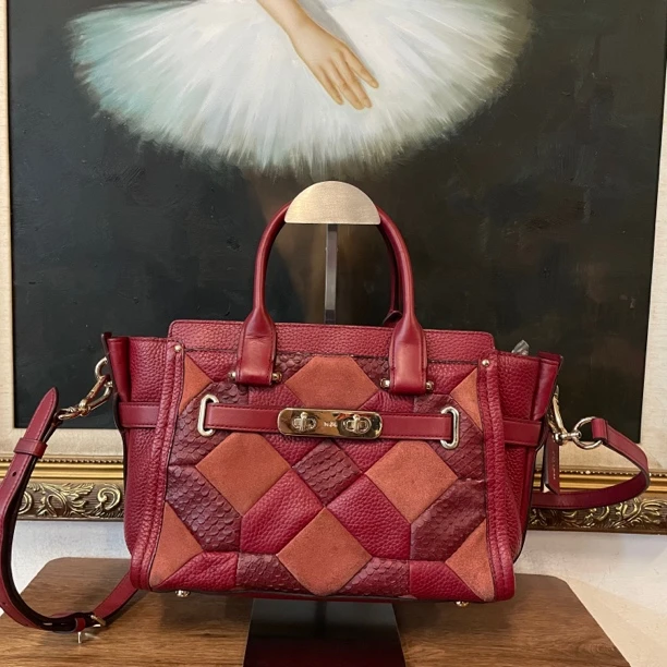 95新 COACH/蔻驰 coach蔻驰单肩包/006802/尺寸28*20