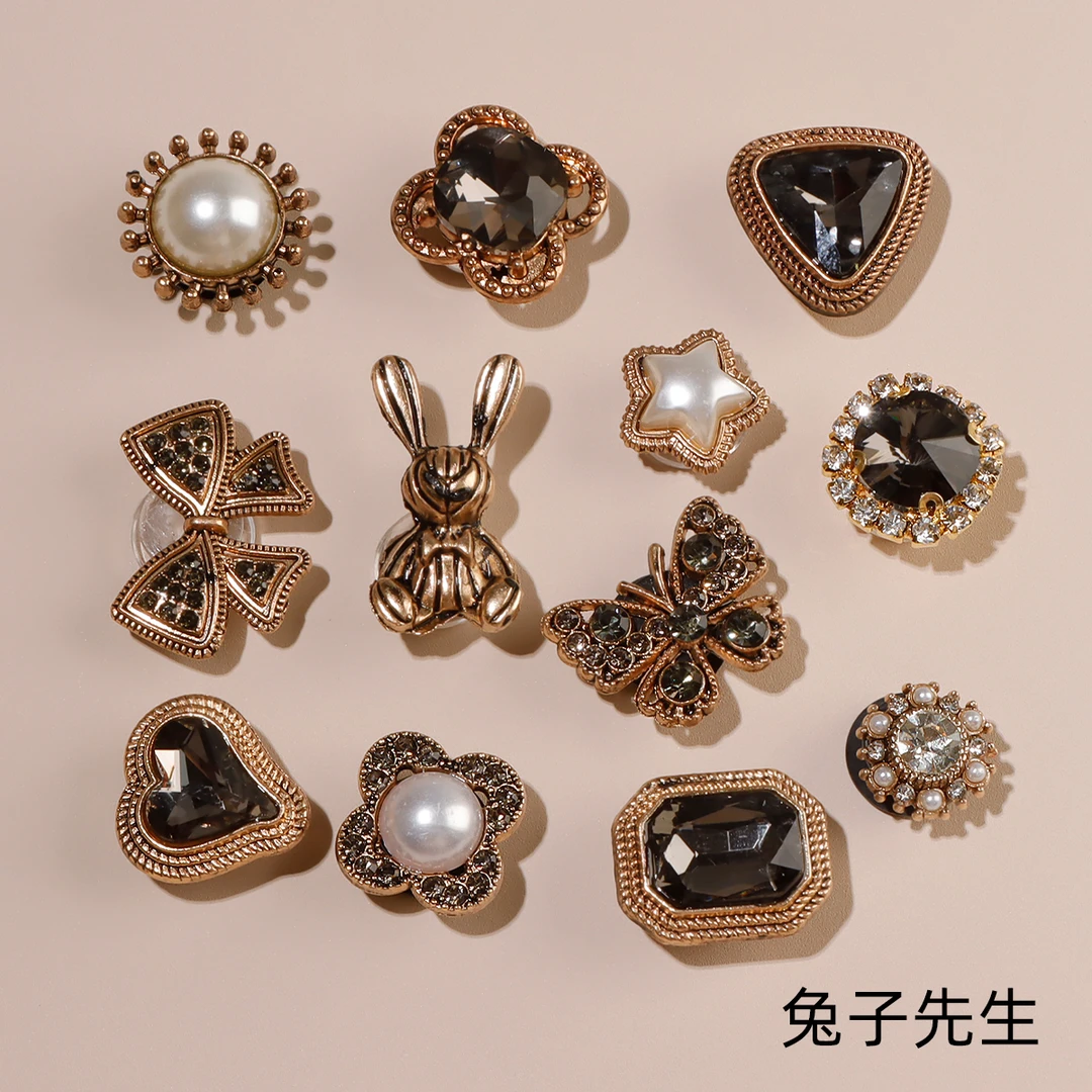 适配卡骆驰洞洞鞋鞋花配饰巴洛克风格原创电梯少女DIY高级感鞋扣