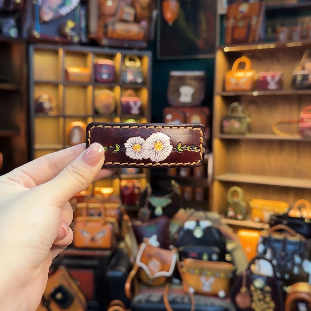 m***a牦牛剖层皮革雏菊发夹