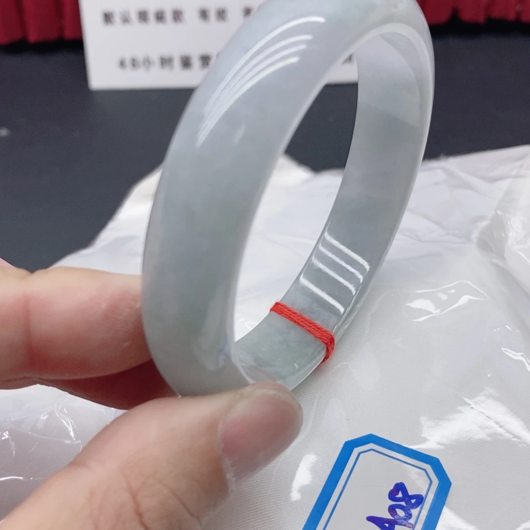 小***宝硅化玉未镶嵌手镯翡手镯A08