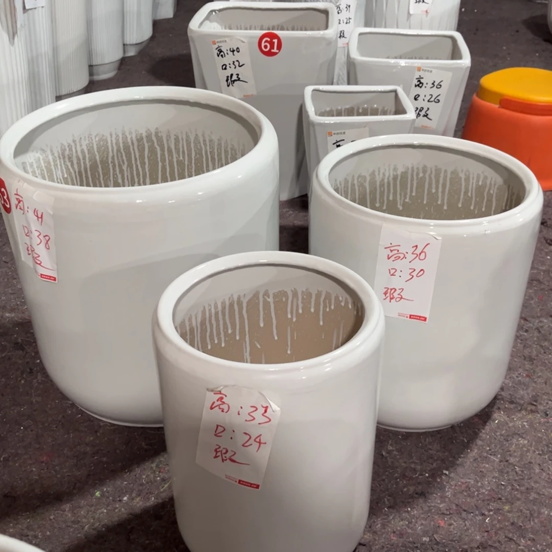 直筒一套白色花盆