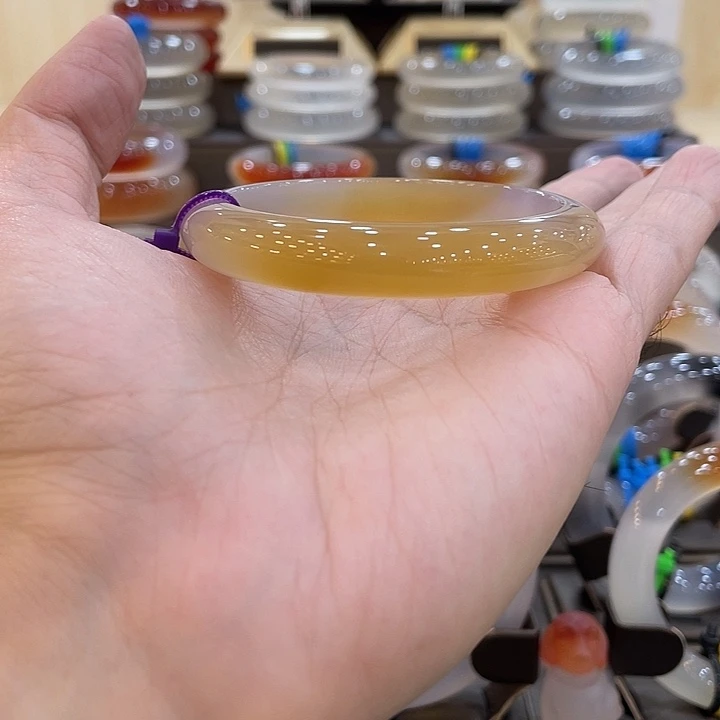 玛瑙/玉髓未镶嵌手镯4