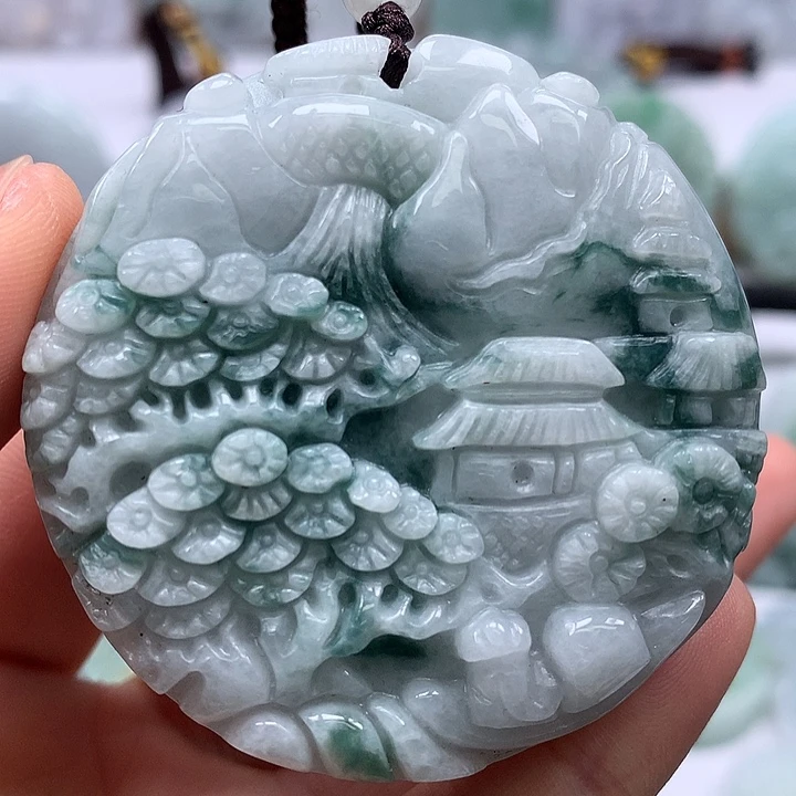 翡翠未镶嵌颈饰山水两面工艺福利卡厚15+