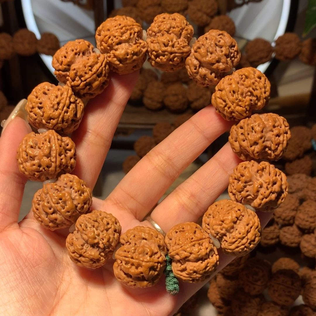 金刚菩提手串洪*1。