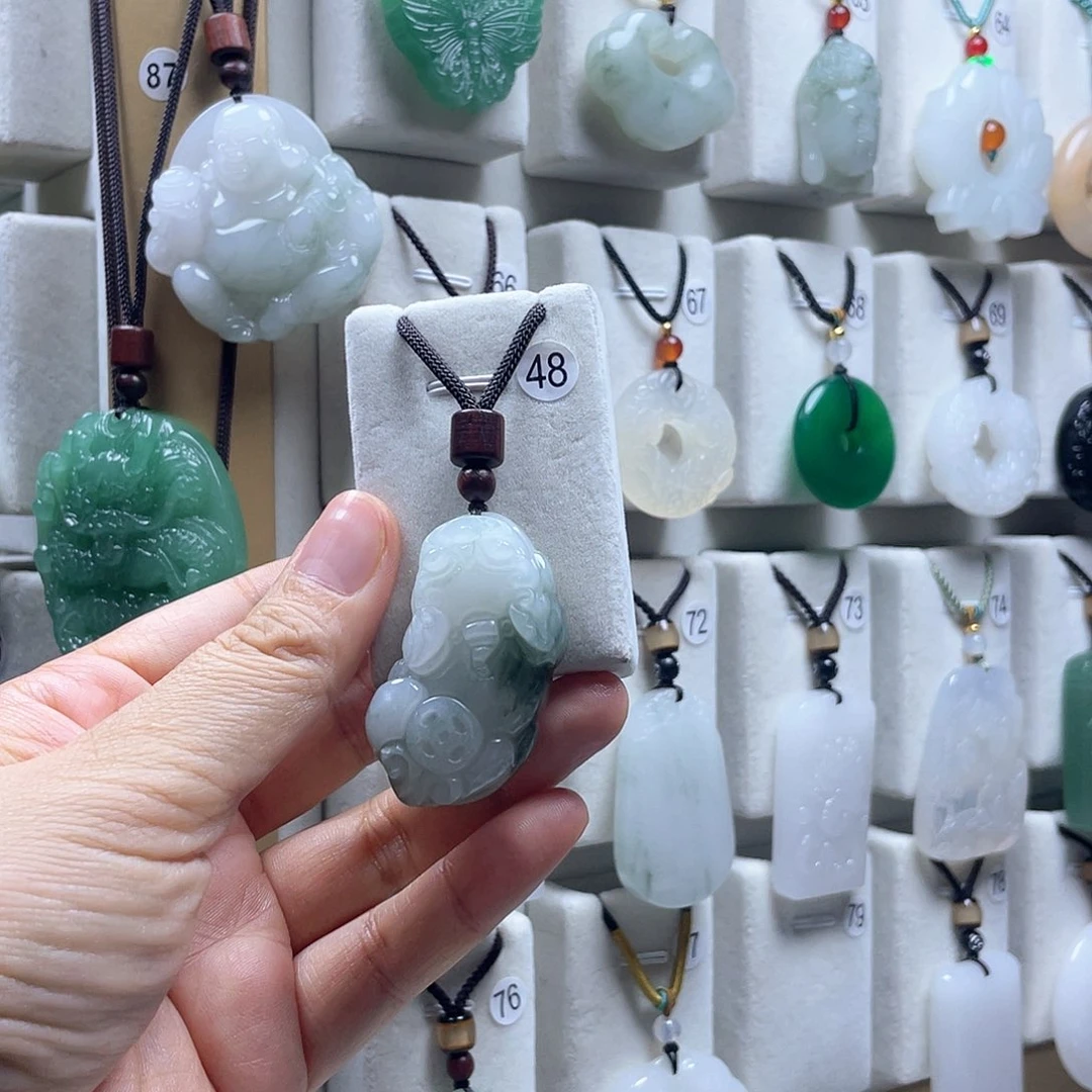 玛瑙/玉髓颈饰合金