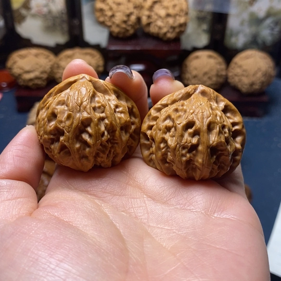 文玩核桃吊坠宫灯37尺02