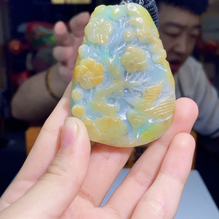 翡翠未镶嵌吊坠(不含链)X52