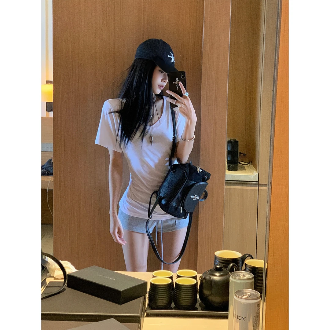 SUMBUR美式辣妹风V领正肩褶皱显瘦纯色夏季新款短袖修身百搭上衣