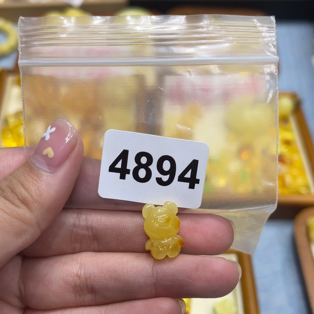 琥珀珠宝奇石未镶嵌
