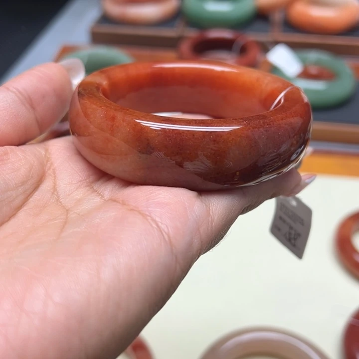 凤***6未镶嵌手串石英岩玉
