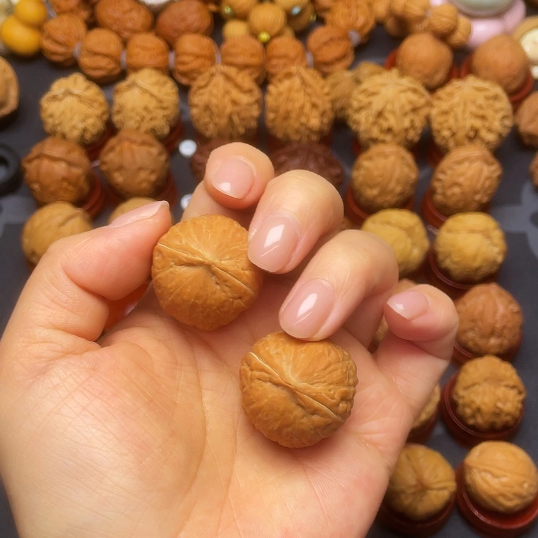 文玩核桃把件016玉石方尊