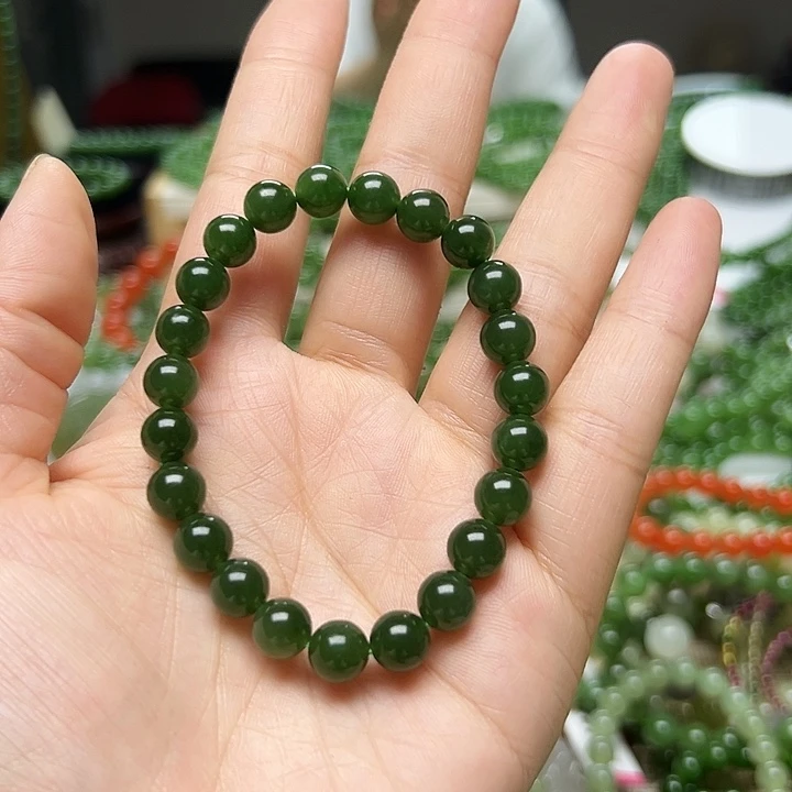 手链未镶嵌和田玉（碧玉）群****人