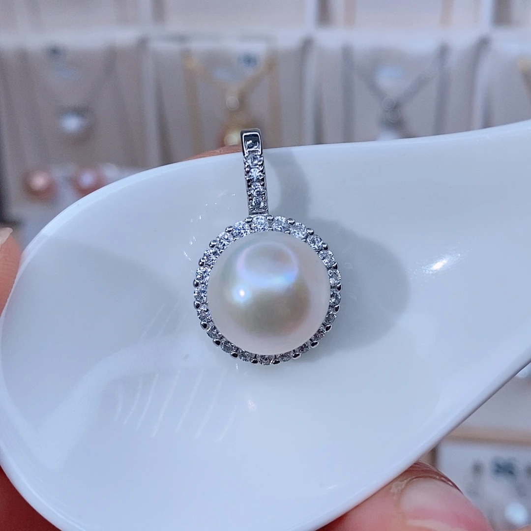 颈饰未镶嵌淡水珍珠